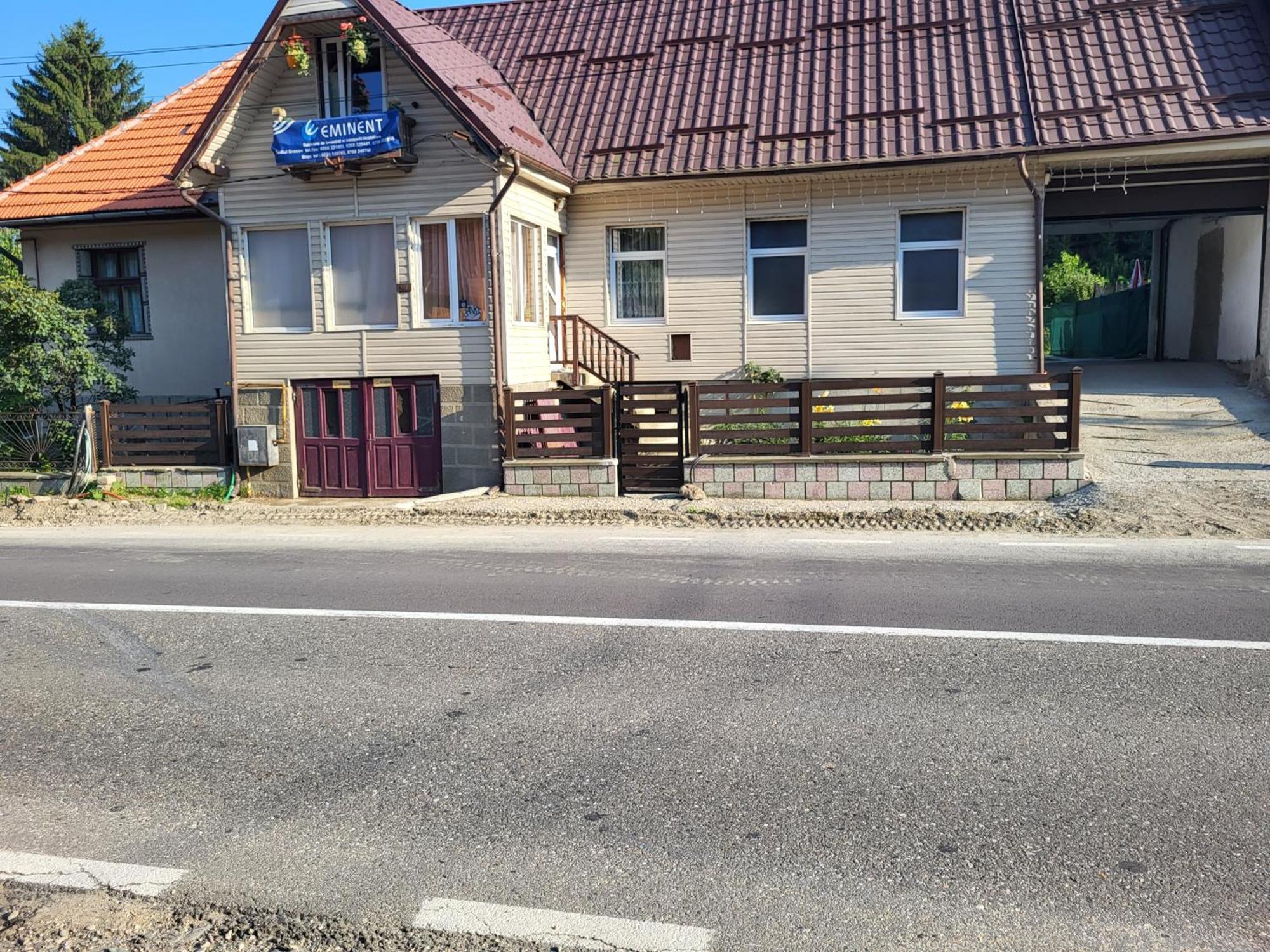 Casa Ernst Hotel Моечу де Жос Екстериор снимка